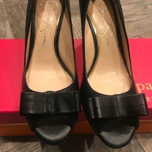 BNWOB JESSICA SIMPSON BLACK PUMPS HEELS SIZE 6.5